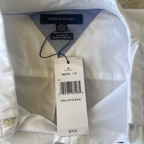 Tommy Hilfiger Button Up - Picture 2 of 2